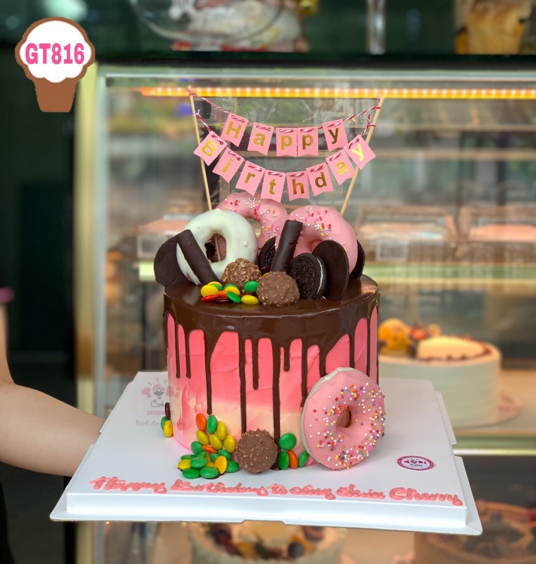 GT816 - BÁNH SINH NHẬT TRANG TRÍ DONUTS ĐẦY MÀU SẮC ĐỘC ĐÁO, ẤN TƯỢNG